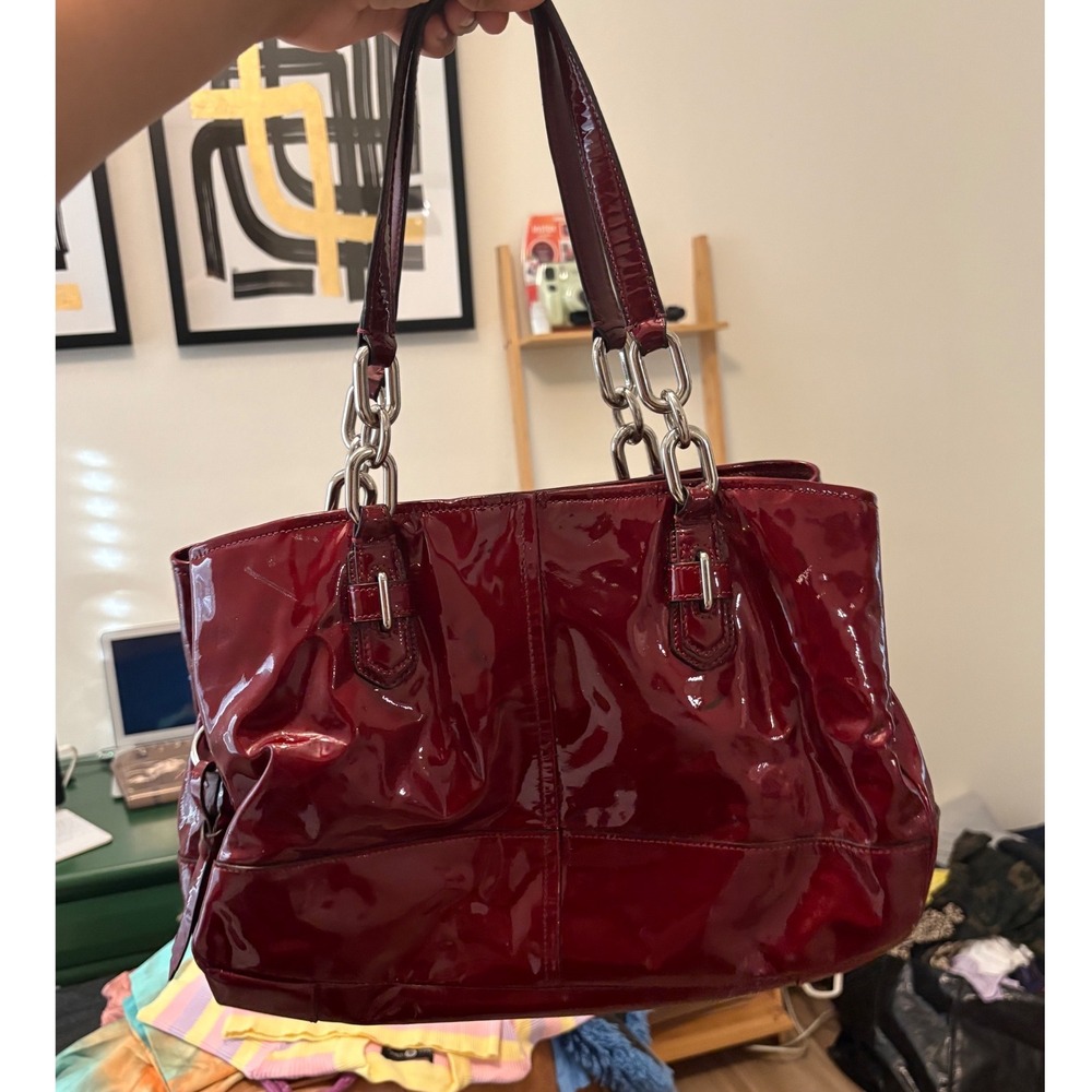 Coach Hamptons Weekend Red Patent Leather Tote Shoulder Bag F17355 f5 - Picture 3 of 10